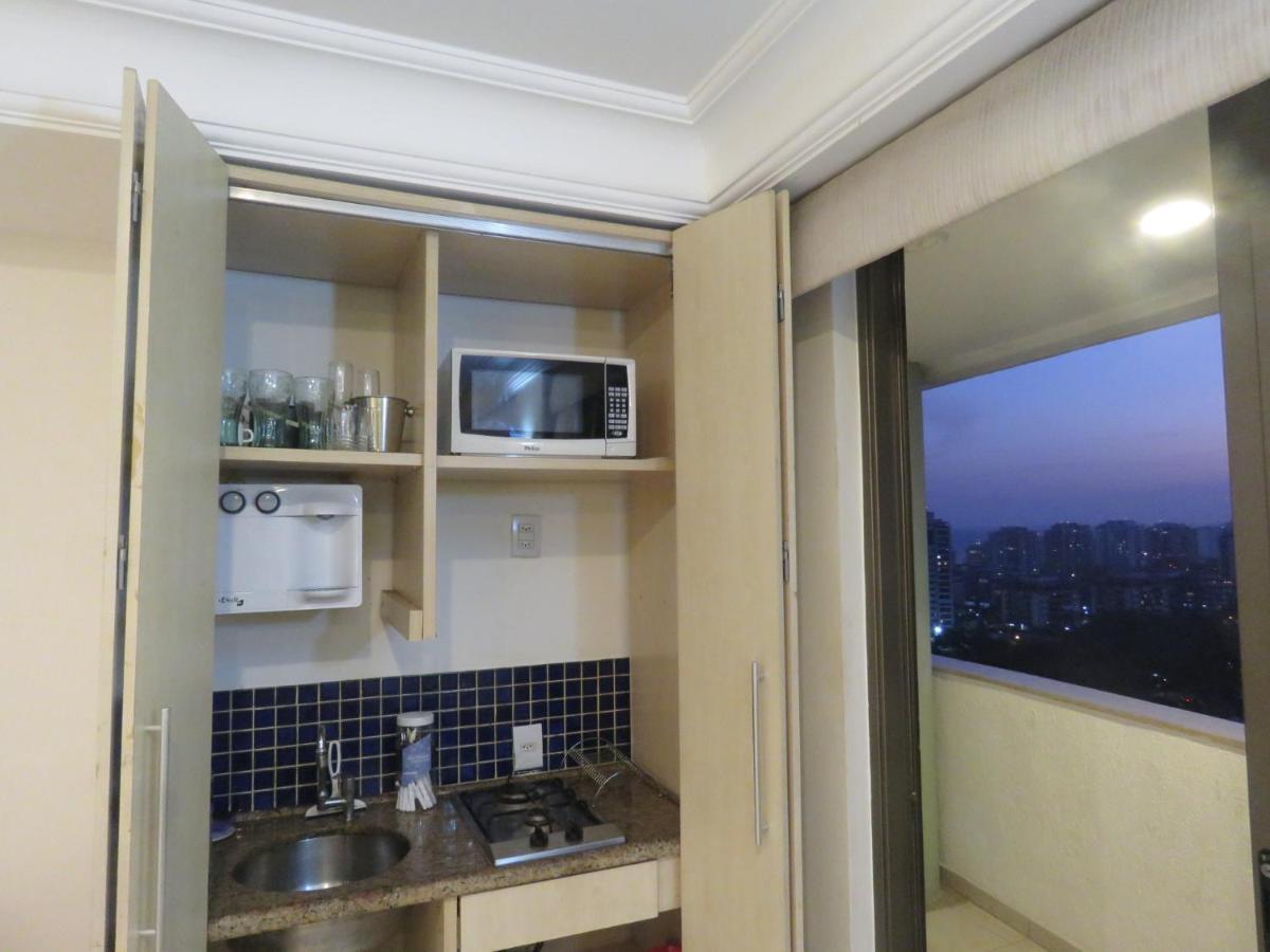 Apartamento Barra Prime Flats, Ed Mediterraneo, Wi-fi 400mb, Balsa Pra Gratis, Ar Condicionado Novo! Rio de Janeiro
